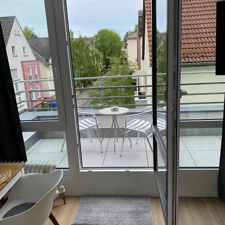 Zentral In Mit Balkon! * Giessen