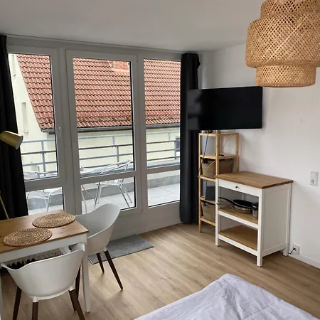 Zentral In Mit Balkon! Apartment
